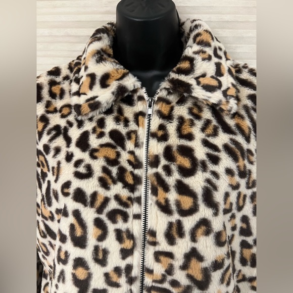 ANDREE BY UNIT FAUX FUR LEOPARD JACKET SIZE SMALL - Picture 6 of 16